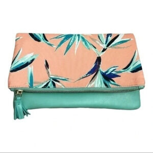 RACHEL Pally Tropical Pattern Clutch